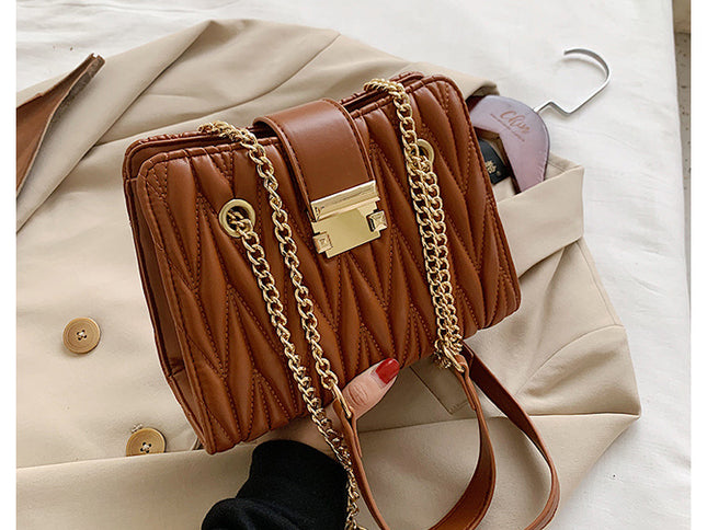 Pleated chain handbag