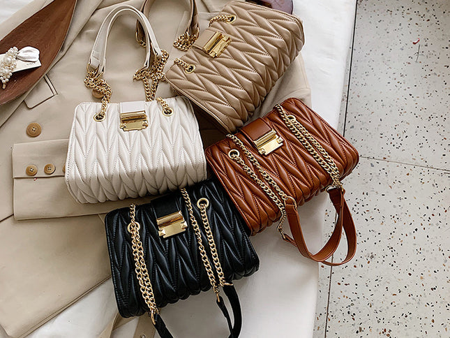 Pleated chain handbag