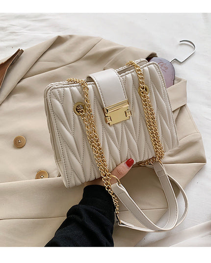 Pleated chain handbag