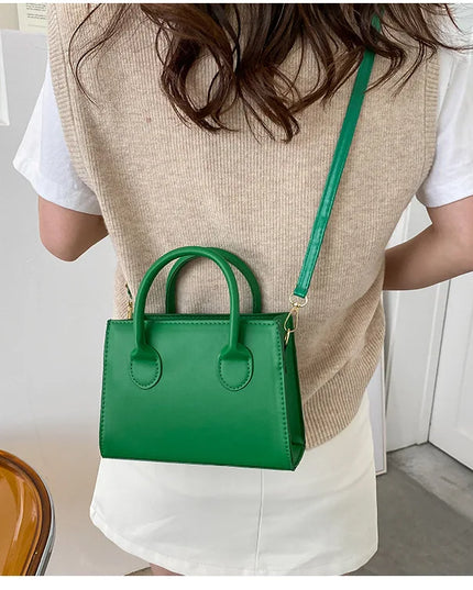Elegant Black Handbag with Dual Handles