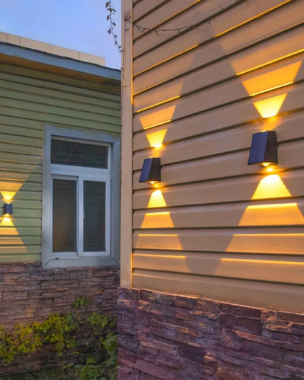 2LEDs Solar Outdoor Lights